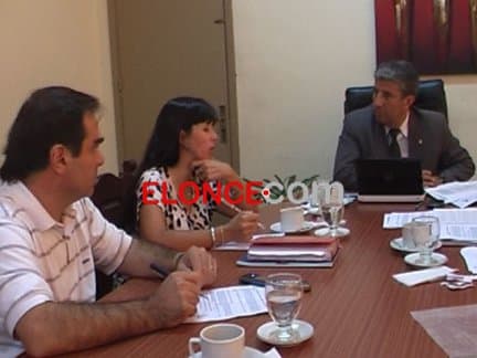 Amplia agenda de temas previsionales abordó AGMER en reunión con Elías