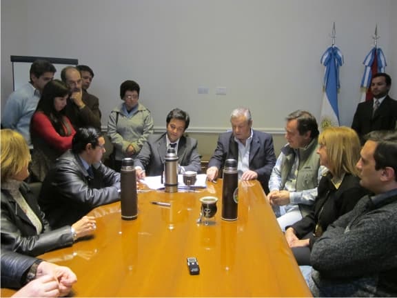 Acuerdo paritario: 1000 viviendas para docentes