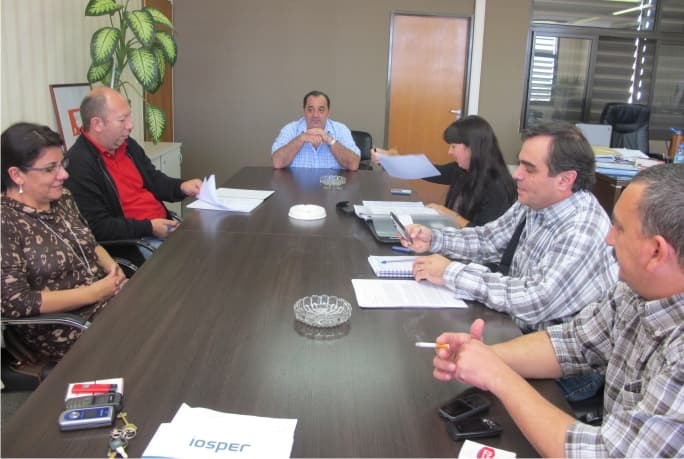 AGMER se reunió con el directorio del IOSPER