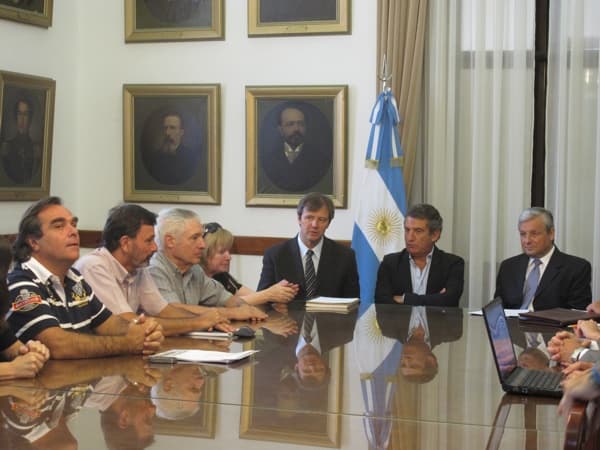 Se realizó la primera reunión con el Gobierno provincial