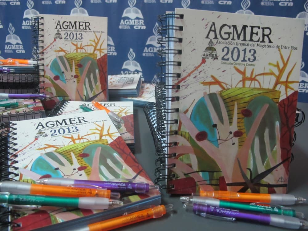 Ya se está distribuyendo el Cuaderno de Apuntes 2013 de AGMER