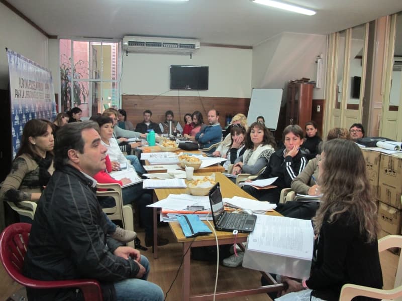 Informe del Encuentro de Secretarías de Educación de AGMER sobre Res. 1000/13