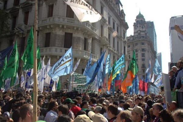 La CTA marchó contra la brutal represión en el Hospital Borda