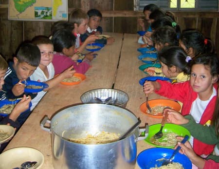 Aumentan las partidas de comedores escolares