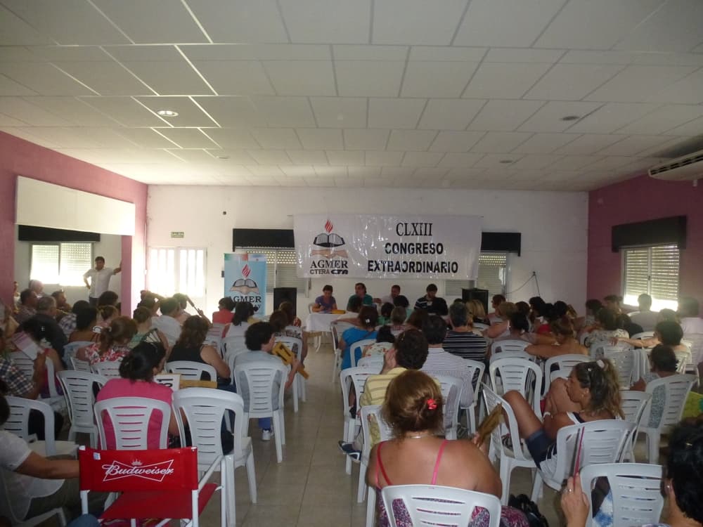 Congreso Extraordinario de AGMER: Resoluciones