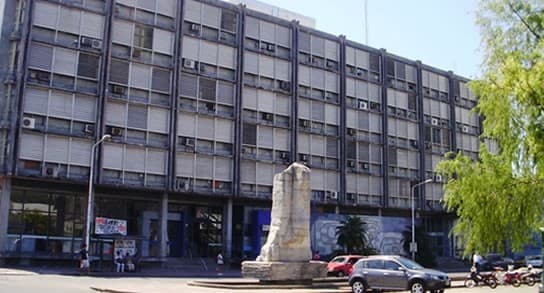 AGMER reclamó al CGE por las credenciales de Secundaria