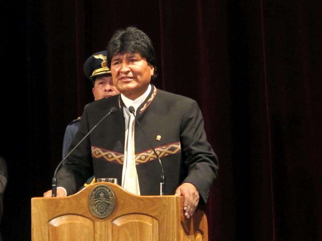 AGMER presente en la distinción a Evo Morales como doctor Honoris Causa