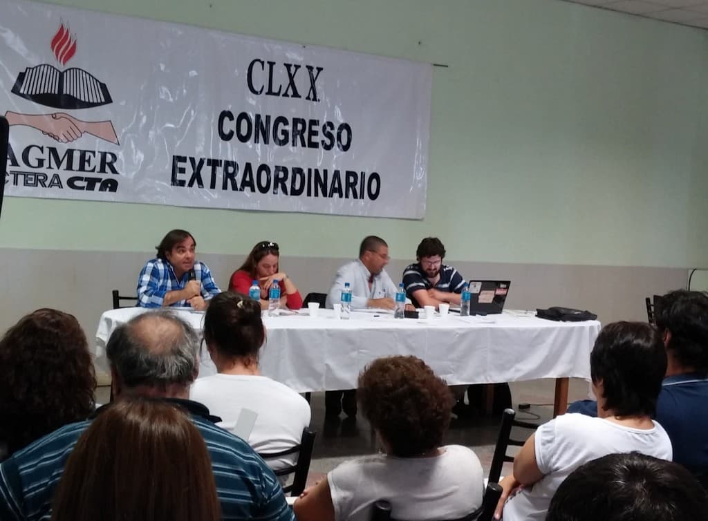 En Congreso, AGMER resolvió no iniciar las clases si no hay aumento salarial