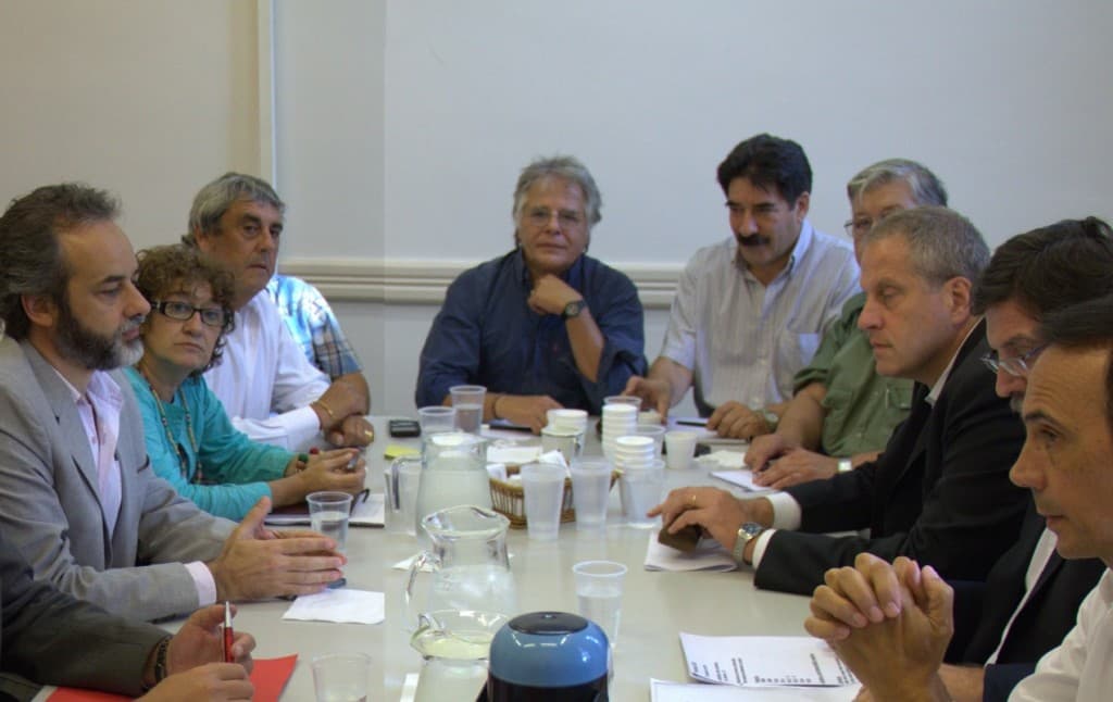 Los gremios docentes nacionales pidieron un incremento del 38,6 %