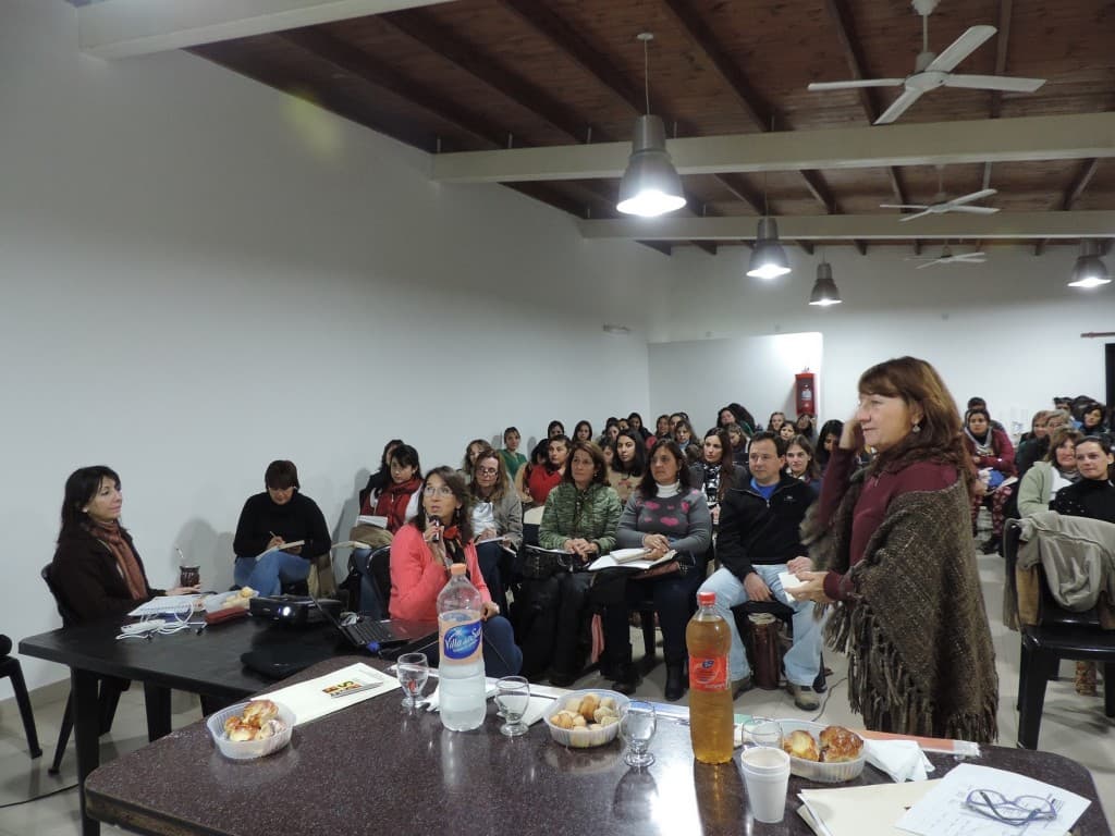 Se inició en Islas el Ciclo de Formación en Alfabetización