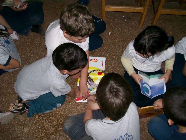 AGMER repudia el cierre de cargos en educación