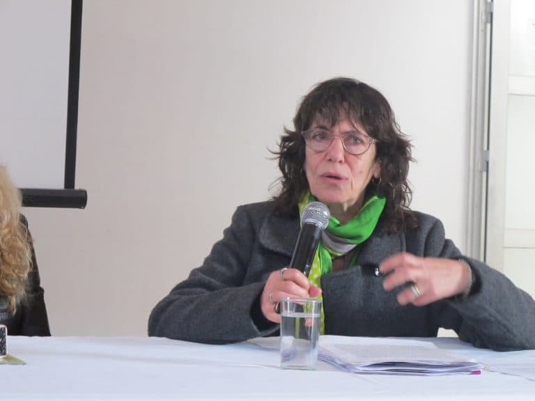 Charla de Débora Kantor: “La posición adulta en la educación de las nuevas adolescencias y juventudes” (VIDEO)
