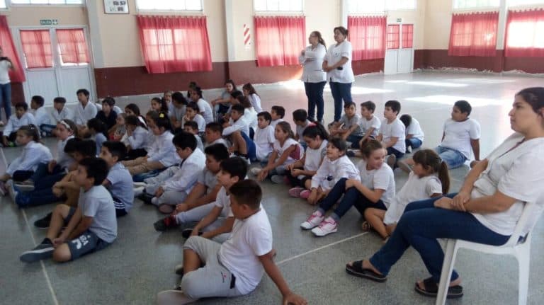 Mes de la Memoria: La Multisectorial de DD. HH da charlas en escuelas de Paraná