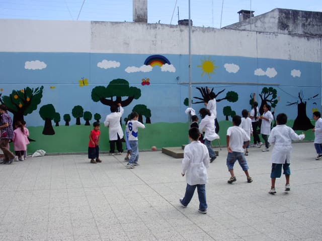 Sobre limpieza y desinfección en los edificios escolares