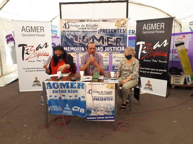 Seguimos construyendo memoria en la Carpa Blanca Docente