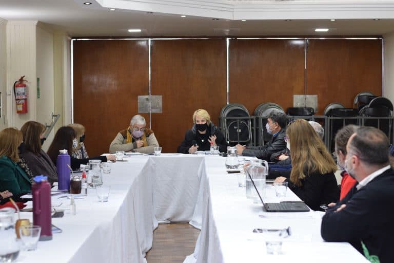 Paritaria de Condiciones Laborales: Se ratificó la presencialidad cuidada bajo bimodalidad con burbujas