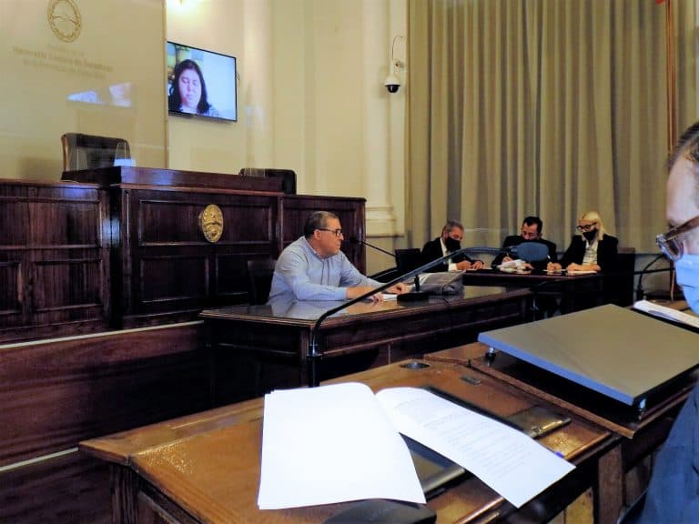 Oscar Avila expuso en Senadores los lineamientos de trabajo como representante docente en el CGE