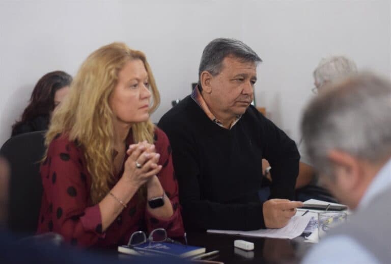 Paritaria salarial: AGMER presentó las definiciones del Congreso, pasó a un cuarto intermedio para la tarde, y sesiona el plenario de Secretarias y Secretarios Generales