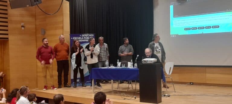 Acompañamos la presentación de la web-doc Mancha Venenosa