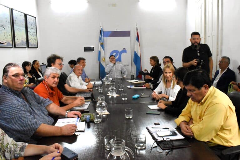 AGMER planteó en la Paritaria la demanda de una urgente propuesta salarial