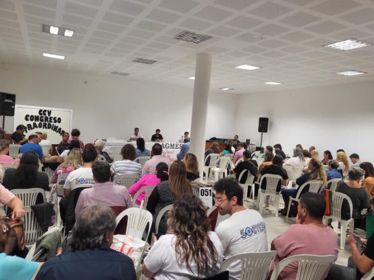 Resoluciones del Congreso Extraordinario de AGMER