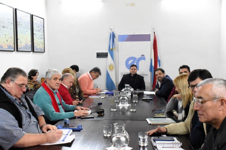 Paritaria salarial. AGMER recibió la propuesta de Gobierno y convocó a Congreso