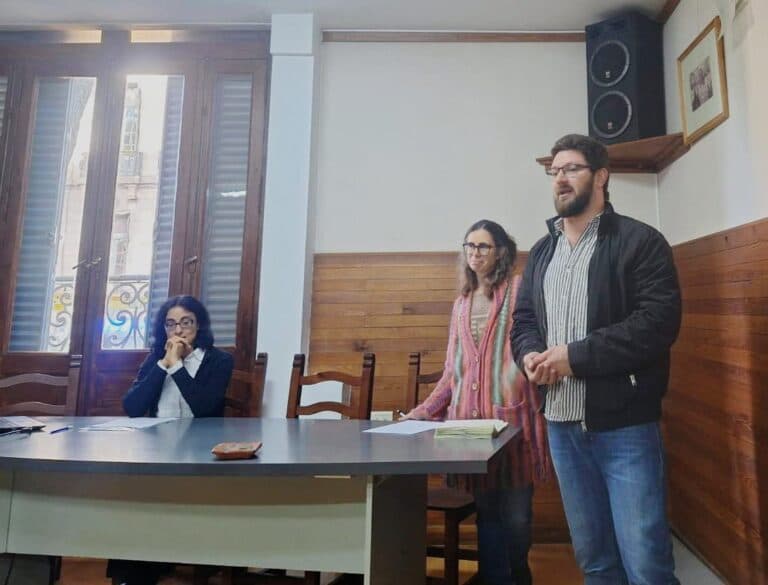 Se desarrolló en AGMER Central un taller sobre investigación en historia de la educación