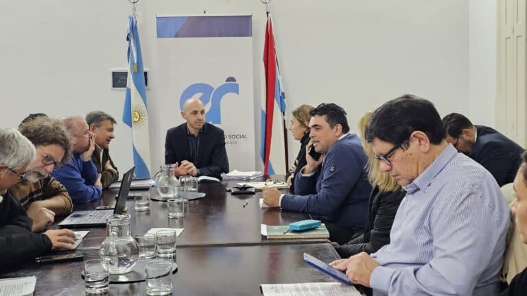 AGMER concurrió a la audiencia paritaria y planteó las demandas salariales