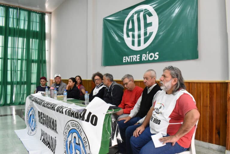 La Multisectorial convocó a una volanteada en el Túnel y al paro general del 10 de abril