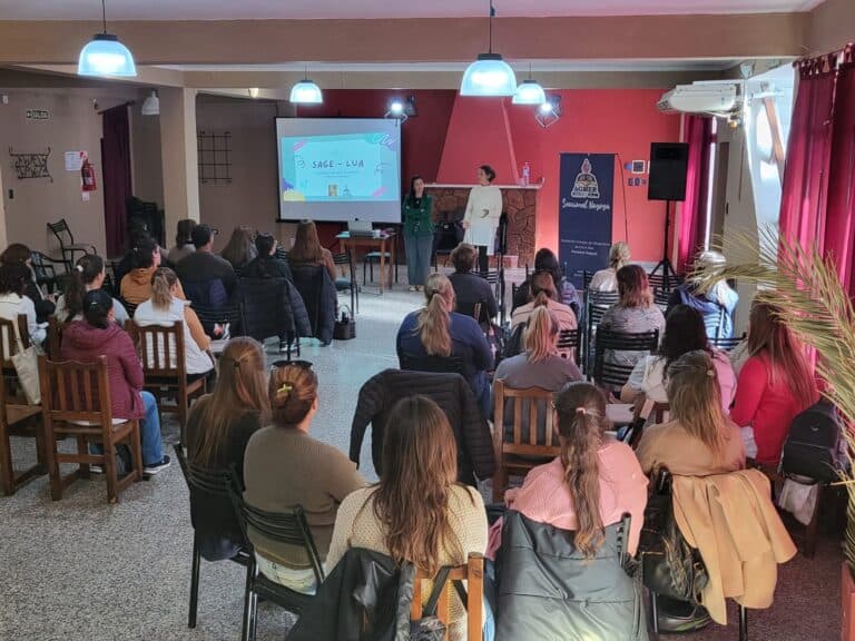 Charla taller sobre el sistema SAGE, en Nogoyá