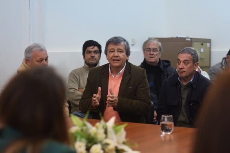 Como parte de la Intersindical, nos reunimos con el Bloque de Diputados de la oposición