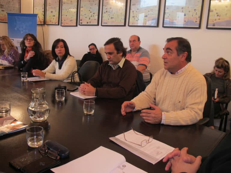 AGMER firmó un acuerdo paritario que reformula la Resolución 1000, consagrando más derechos para los docentes
