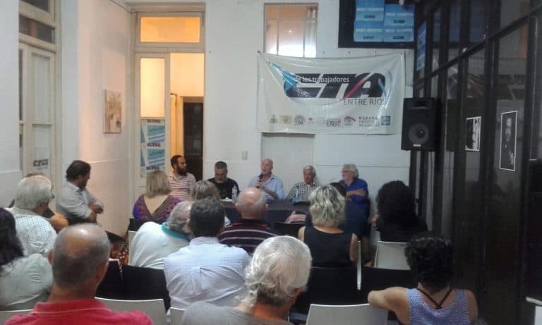 Se desarrolló un panel sobre movimiento obrero y derechos humanos