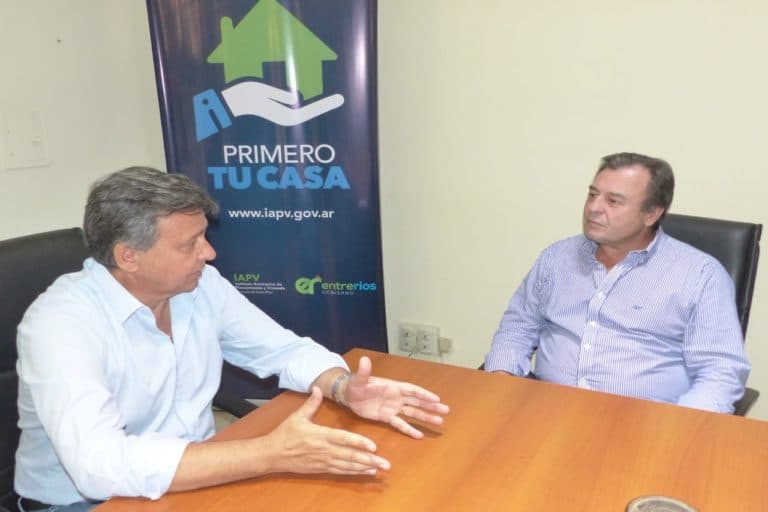 La conducción de AGMER se entrevistó con las autoridades del IAPV