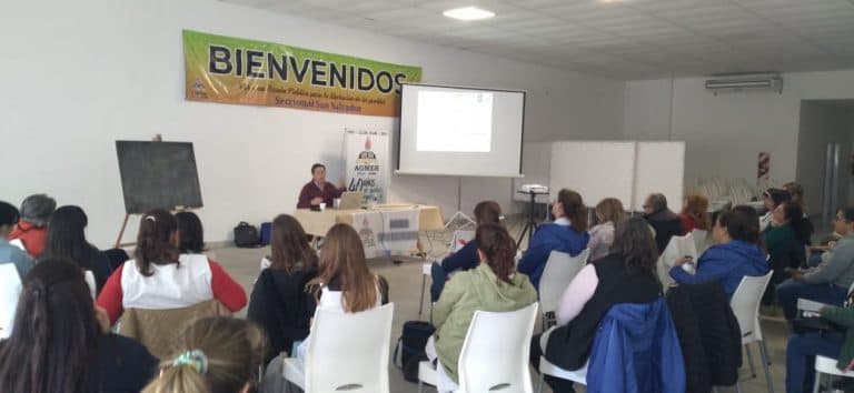 En San Salvador: jornada taller “La conformación del salario docente”