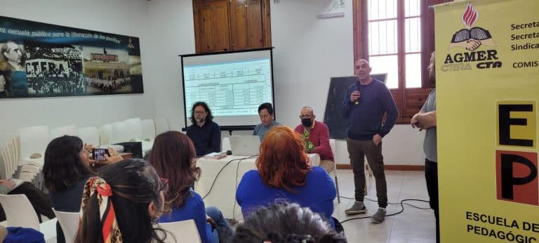Charla taller sobre salario, en Gualeguay