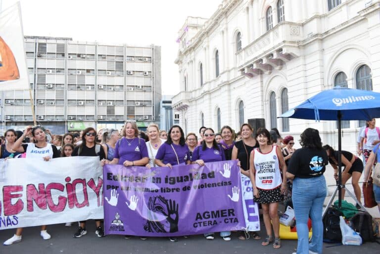 AGMER se sumó a las marchas por el Día Internacional de la Mujer