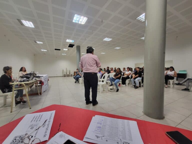 Asesoramiento sobre analíticos y credenciales en Villaguay y Tala