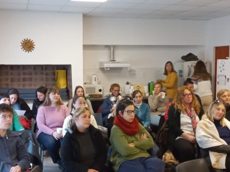Gualeguaychú: encuentro de formación sobre escuelas, agrotóxicos y el derecho a un ambiente sano