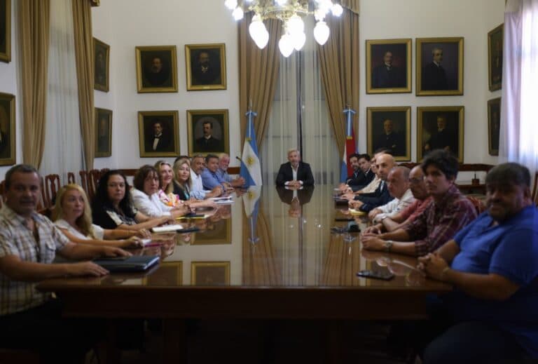 El gobierno entrerriano anunció una recomposición salarial para el sector docente y reiteró su compromiso de convocar a paritarias a inicios de febrero