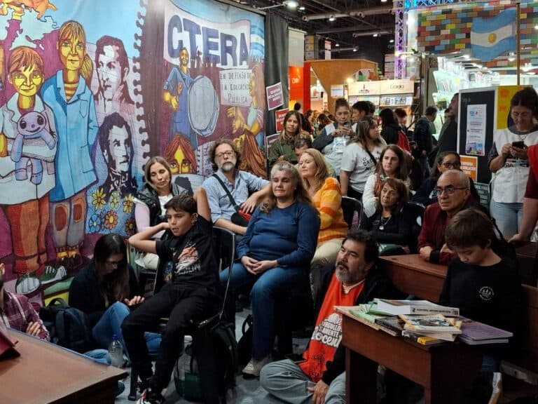 AGMER, en el stand de CTERA en la Feria Internacional del Libro